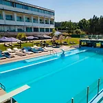 Lisotel - & 4* Leiria