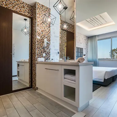 Lisotel - & Otel