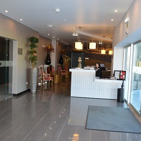 Szálloda Lisotel - &