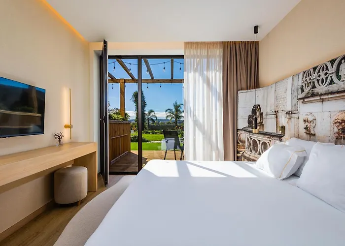 Hotel Lisotel - & 4*